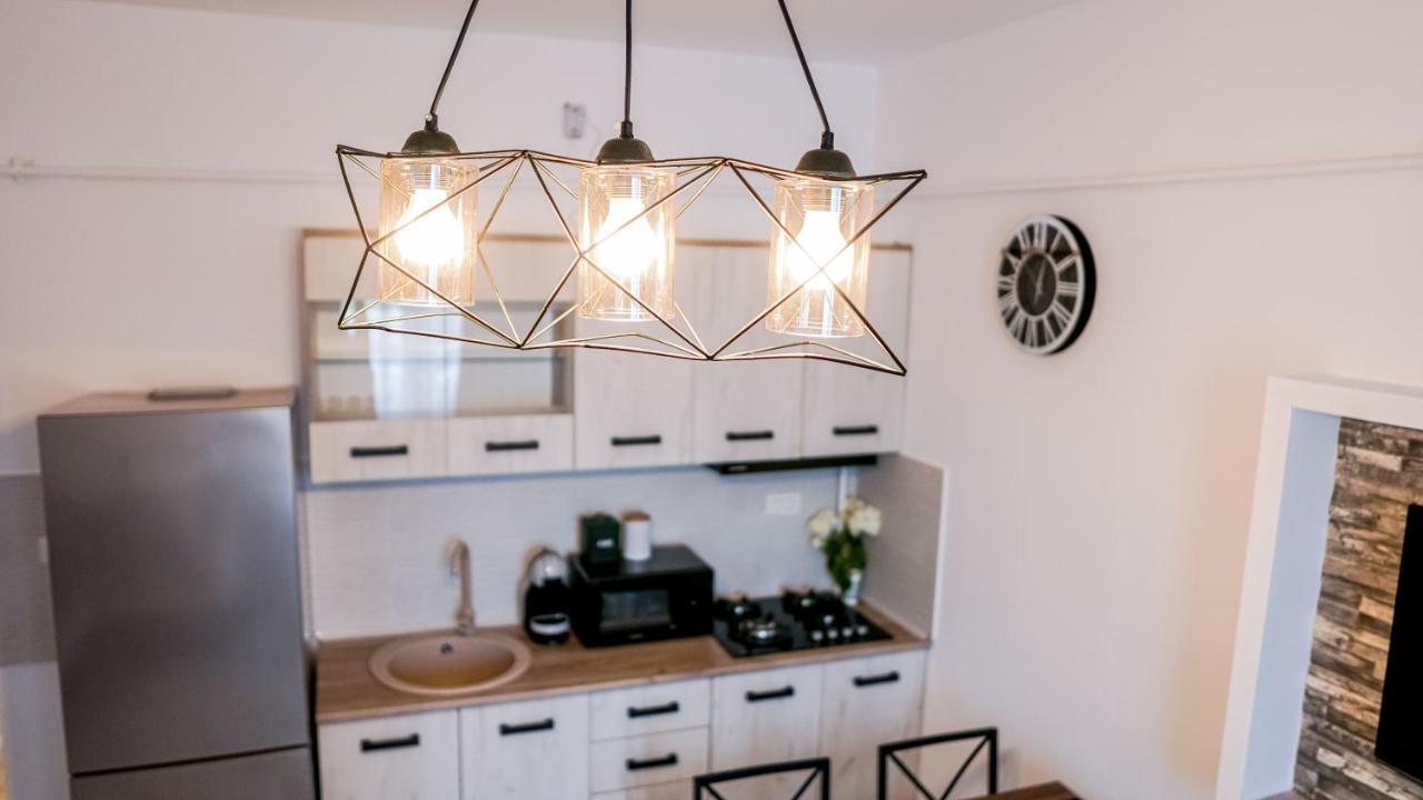 Calin Luma Studio Apartment Navodari Exterior photo